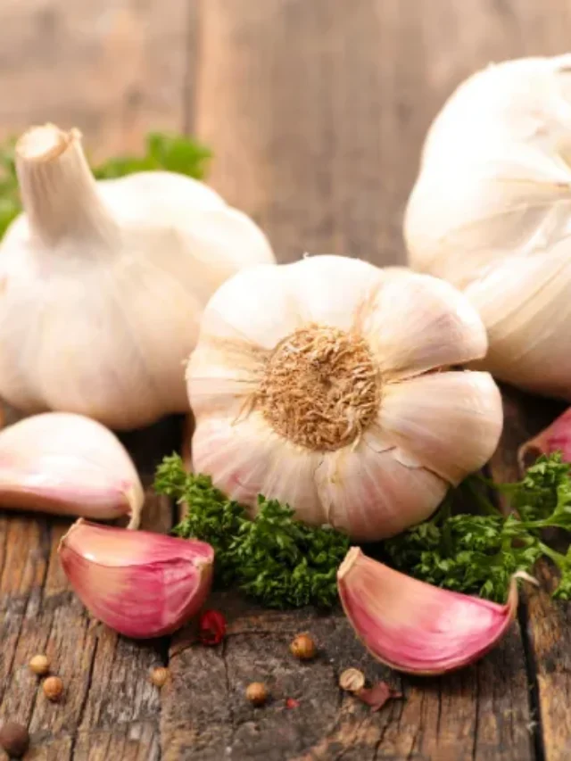 8 Anti-Inflammatory Foods That Are 'Crucial' For Collagen Production